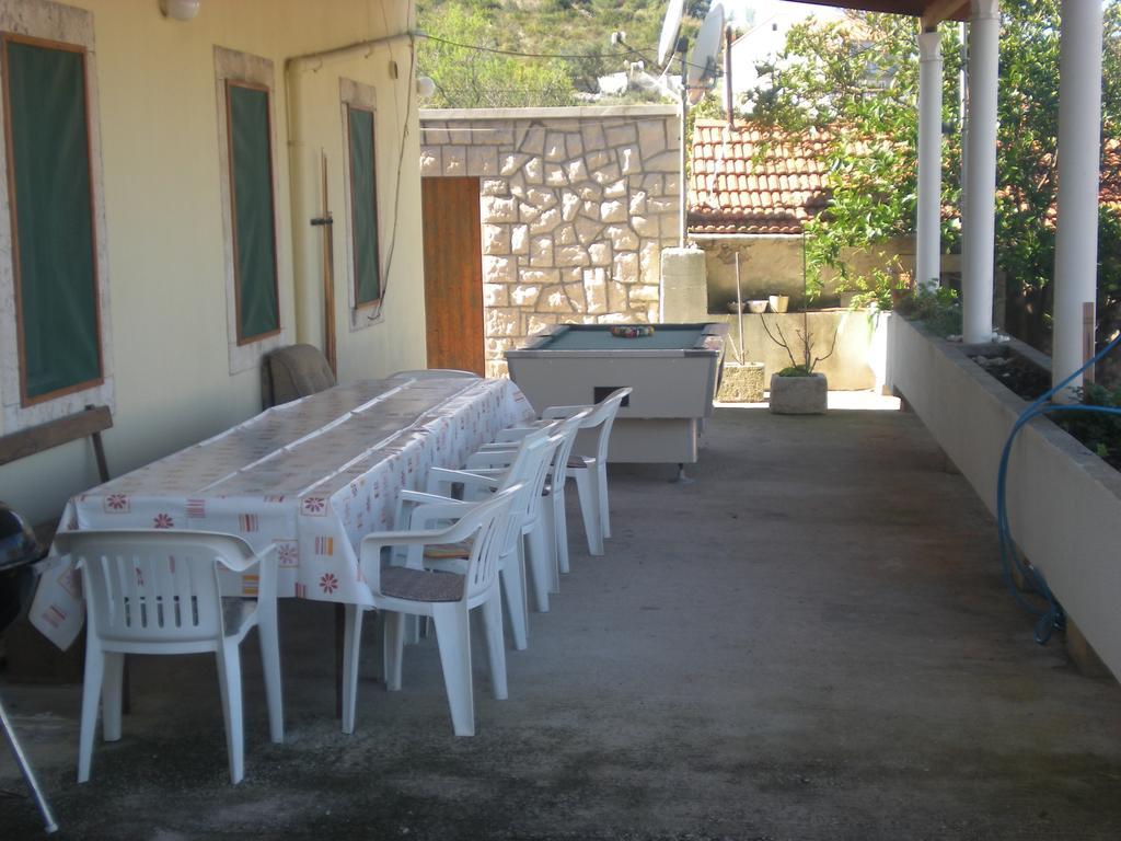 Apartments Sunny House Lumbarda Buitenkant foto